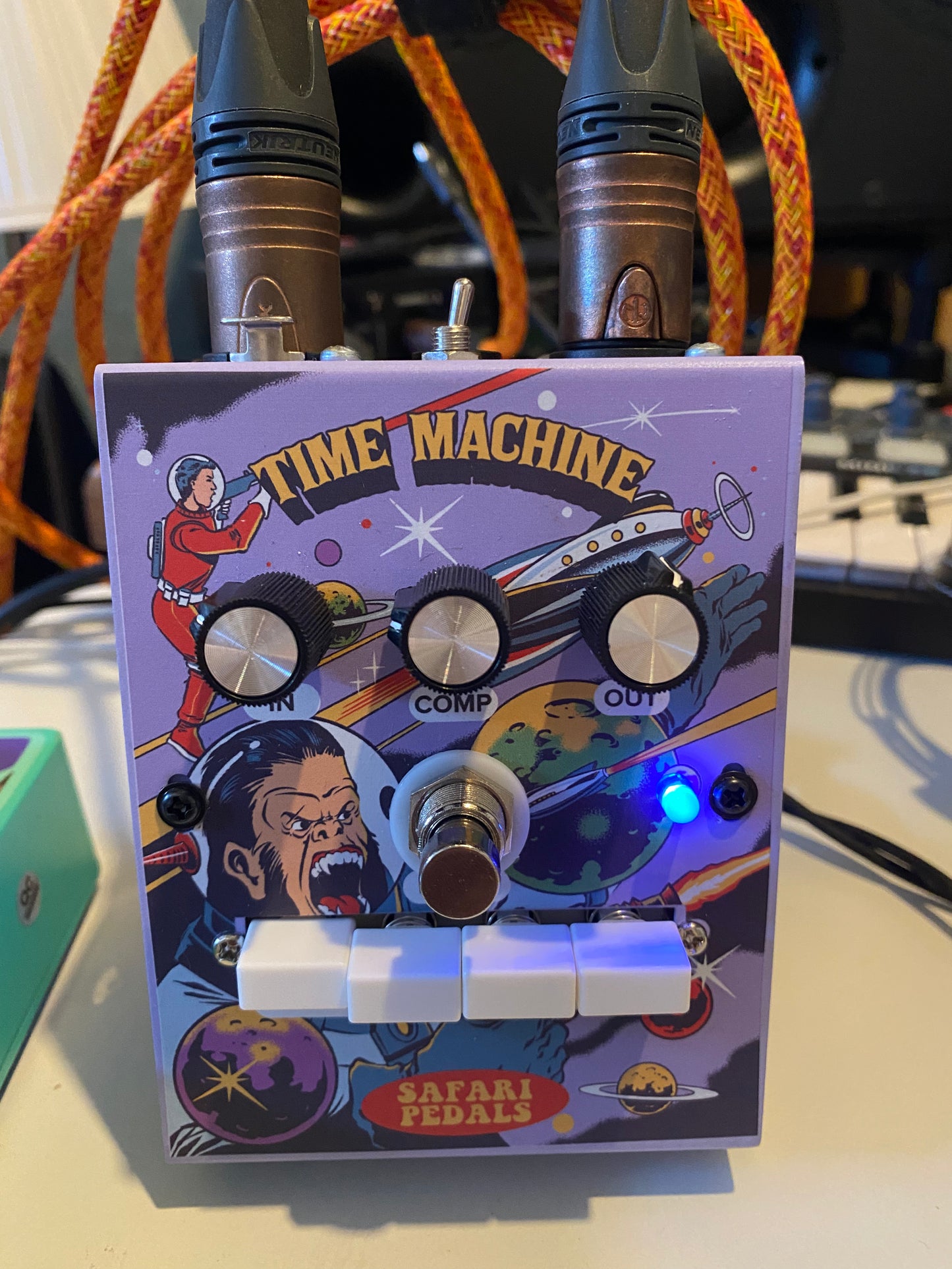 Time Machine hardware - Mic preamp and overdrive pedal with compression